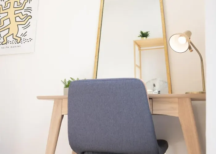 Bright And Cosy Home 100M From Trafalgar Square