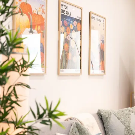 Bright And Cosy Home 100M From Trafalgar Square London Exterior photo