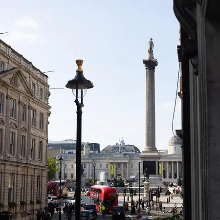Bright And Cosy Home 100M From Trafalgar Square London Exterior photo